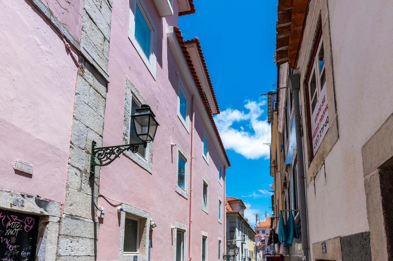 Portas Do Bairro Apartment Lisbon
